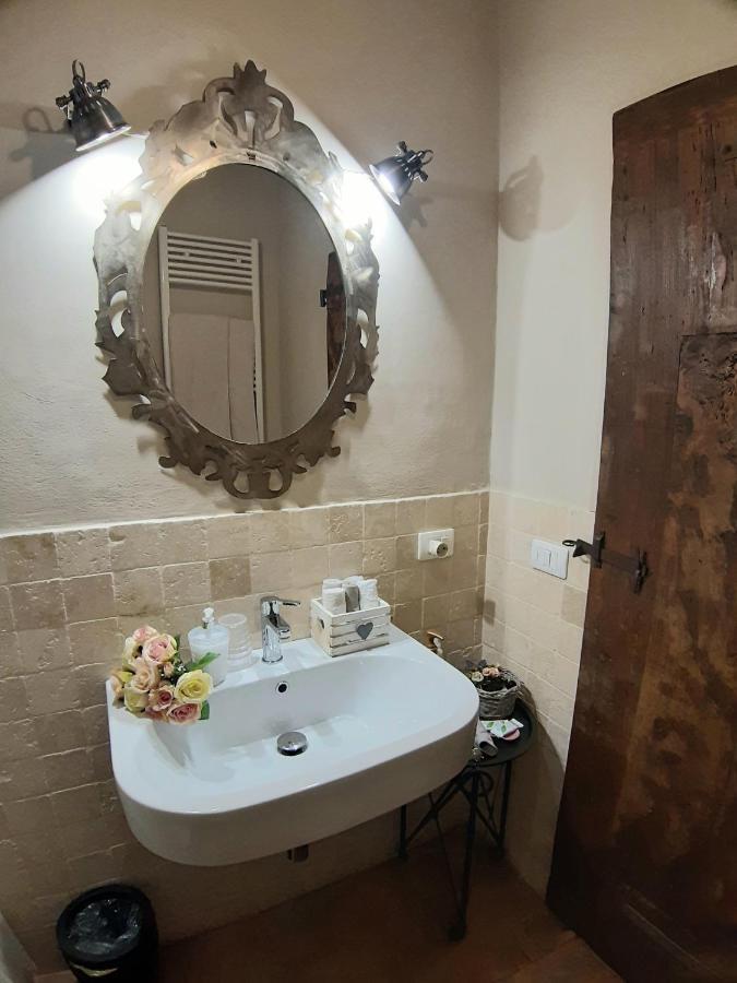 Апартаменты Cortona Shabby Chic House Экстерьер фото