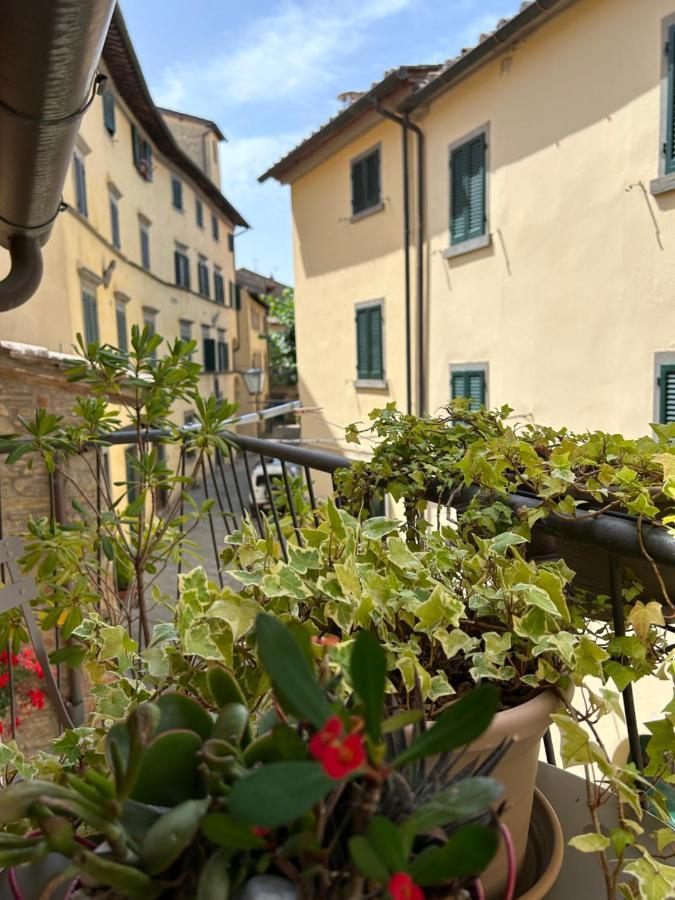 Апартаменты Cortona Shabby Chic House Экстерьер фото