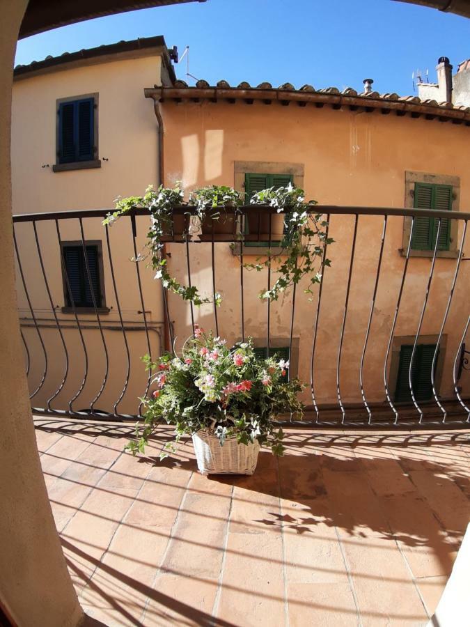 Апартаменты Cortona Shabby Chic House Экстерьер фото